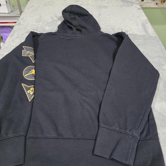 Jordan Boys Hoodie Youth Large 12-13 Black Pullover Jumpman Take Flight Patches - Picture 4 of 4